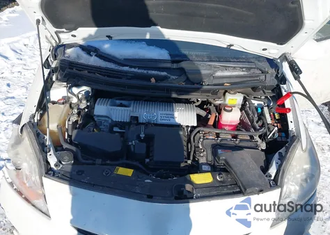 2014 Toyota Prius z USA, uszkodzony, nr VIN JTDKN3DU6E1827060